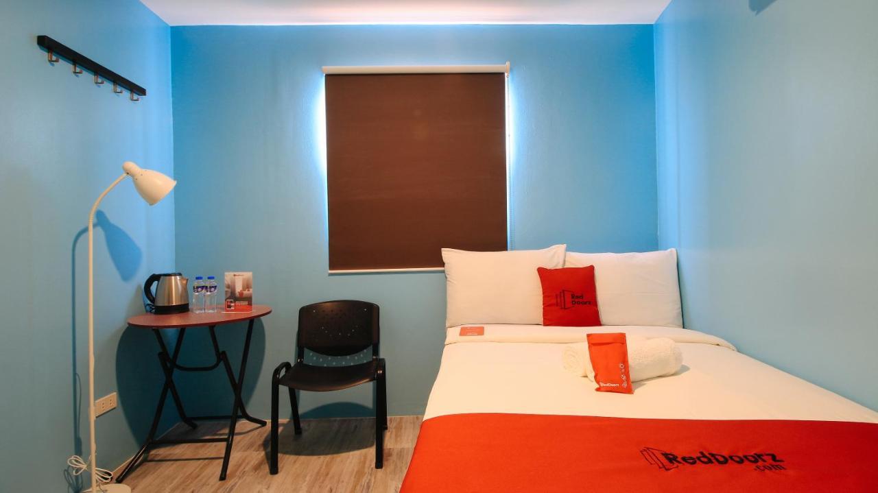 Reddoorz At Hotel Rosemarie Pasay Kültér fotó