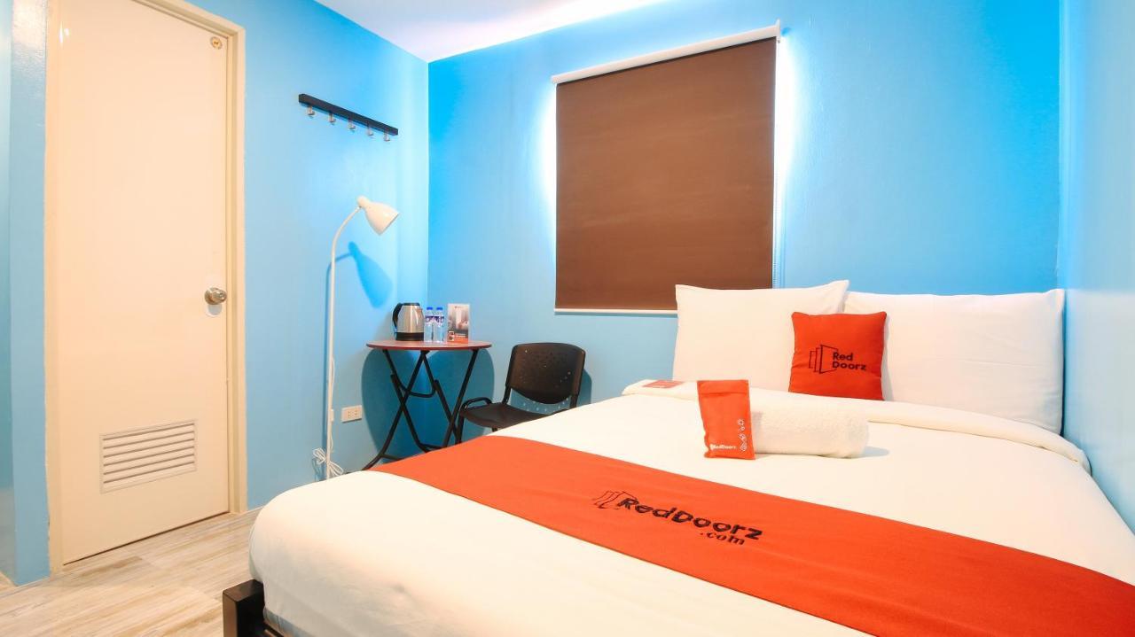 Reddoorz At Hotel Rosemarie Pasay Kültér fotó