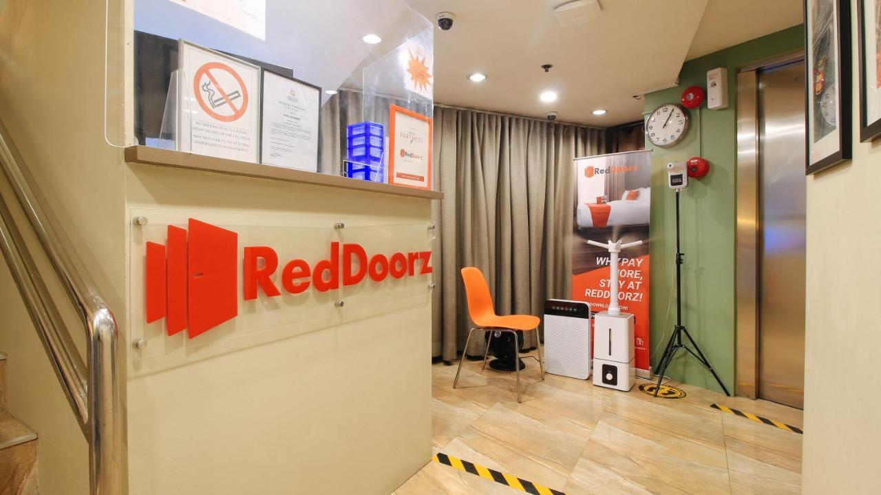 Reddoorz At Hotel Rosemarie Pasay Kültér fotó