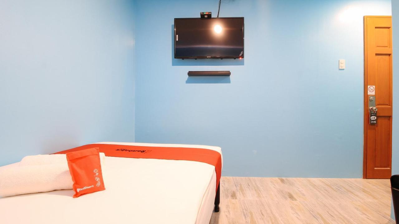 Reddoorz At Hotel Rosemarie Pasay Kültér fotó
