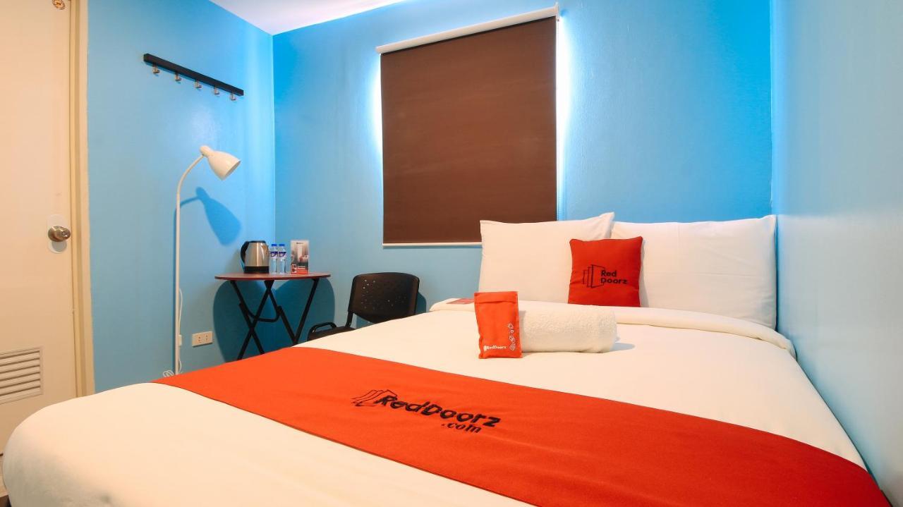 Reddoorz At Hotel Rosemarie Pasay Kültér fotó
