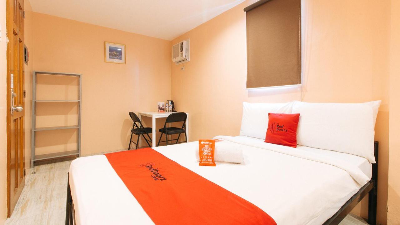 Reddoorz At Hotel Rosemarie Pasay Kültér fotó