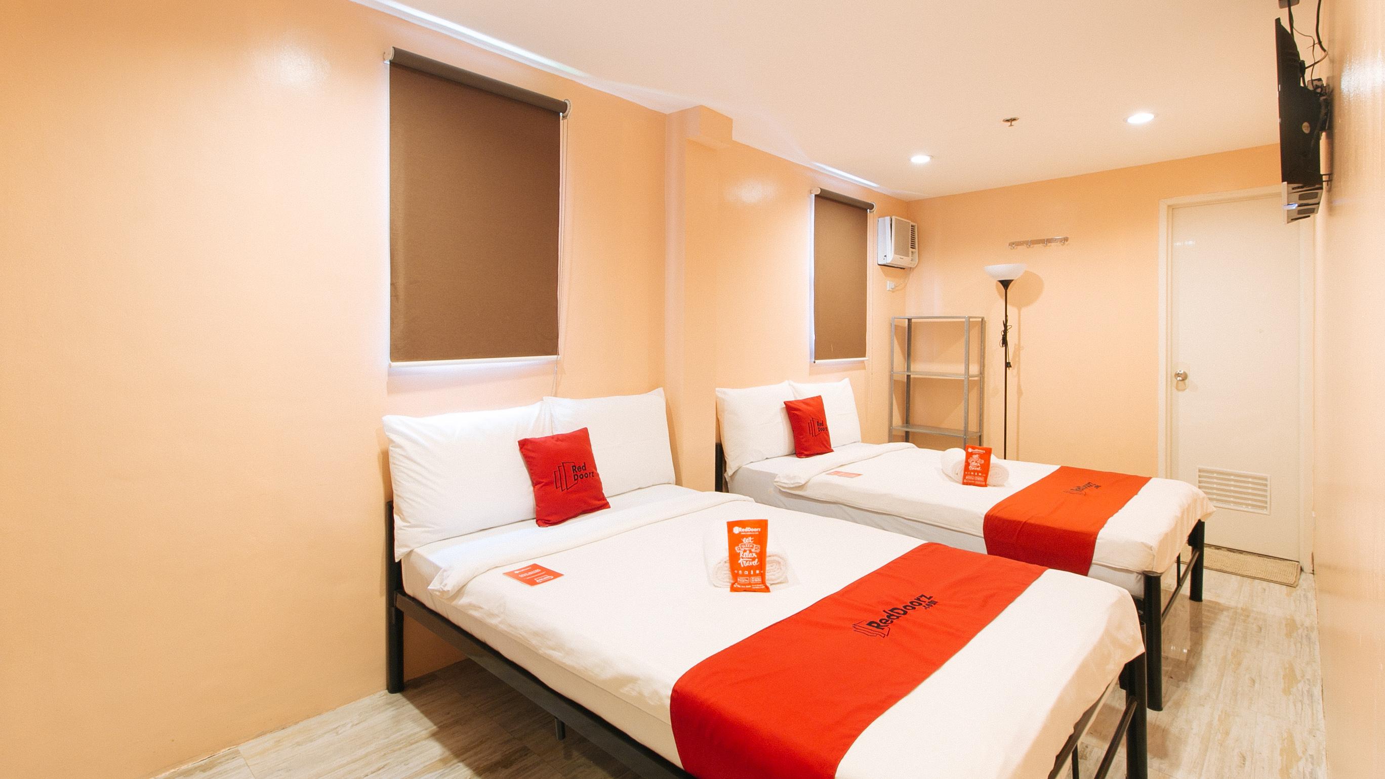 Reddoorz At Hotel Rosemarie Pasay Kültér fotó