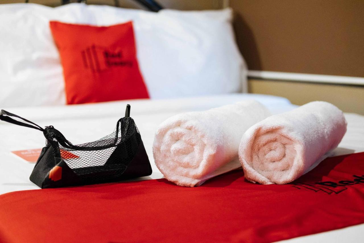 Reddoorz At Hotel Rosemarie Pasay Kültér fotó