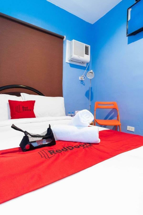 Reddoorz At Hotel Rosemarie Pasay Kültér fotó